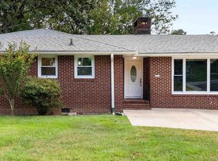 800 E Lee Rd, Taylors, SC 29687