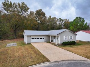 2302 Anvil Dr, Harrison, AR 72601