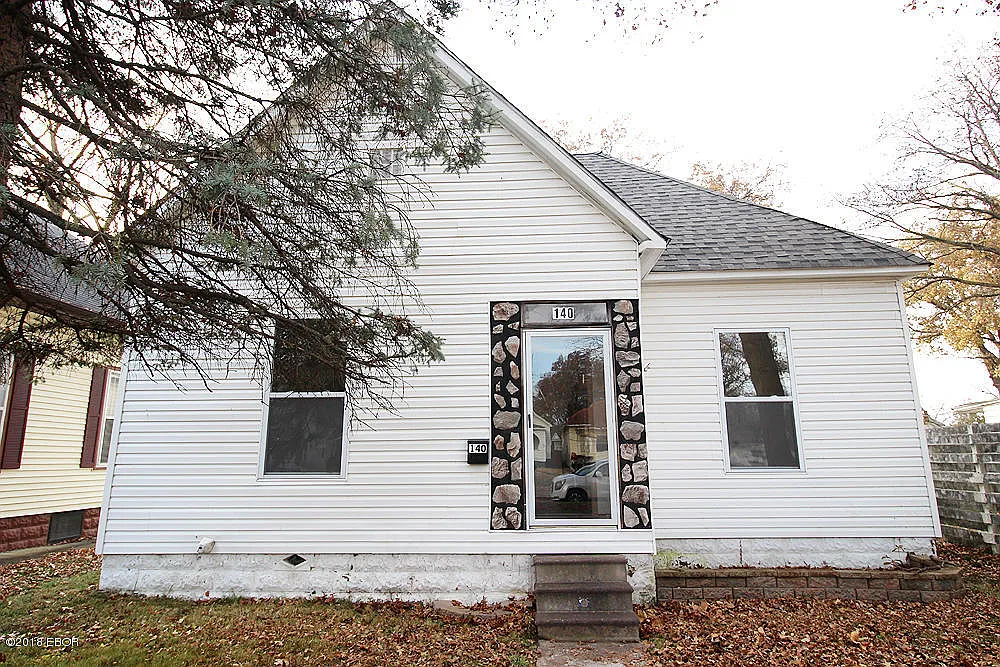 140 Clinmar Pl photo 1