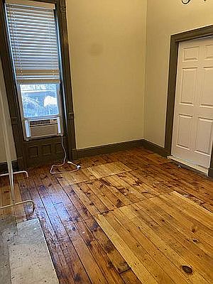 3rd image of 43 Monroe St #1R