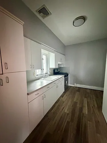 252 Harding Ave #2 Photo 1
