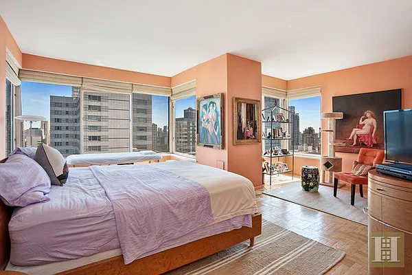 Sold by Halstead Real Estate | media 5