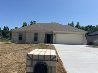 16 Old Hickory Dr, Vilonia, AR 72173