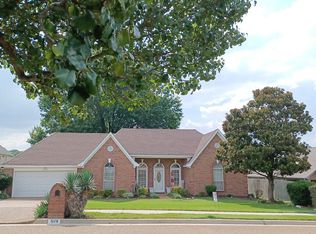 5179 Water Point Dr, Memphis, TN 38141