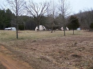 1382 Pevahouse Hollow Rd, Clifton, TN 38425