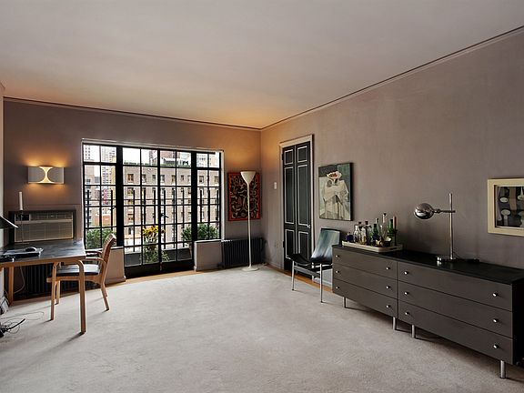 3rd image of 230 E 50th St APT 11B