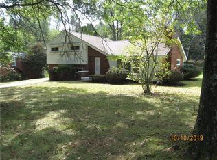 3251 Nottingham Dr, Pittsburgh, PA 15235