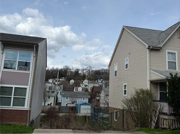 4913 Dearborn St, Pittsburgh, PA 15224