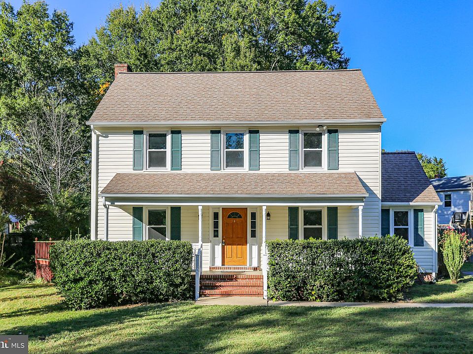 1st image of 606 Casey Pl
