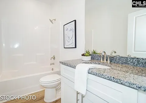 5 bed, 3.5 bath, 2700 sqft, $5,550 — Photo 4