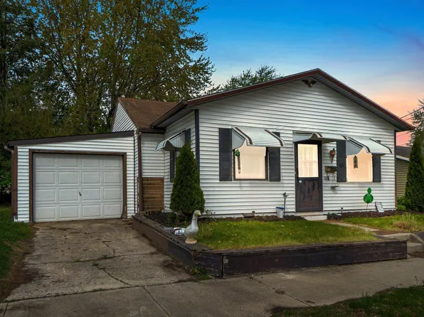 110 Parker Ave, Kendallville, IN 46755