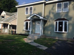 11 Drakes Ln, Irvington, NJ 07111