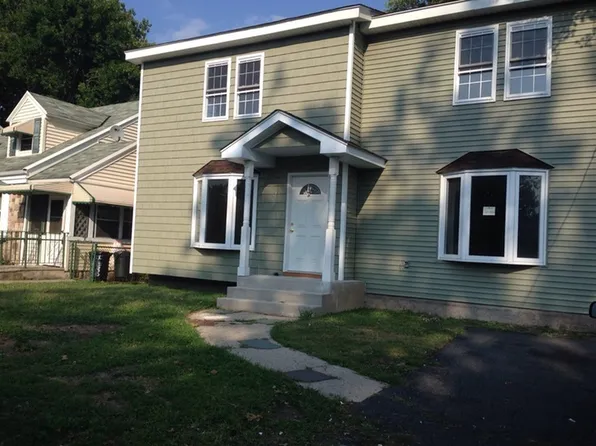 11 Drakes Ln, Irvington, NJ 07111