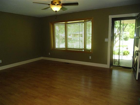 2nd image of 5931 Verdi Dr