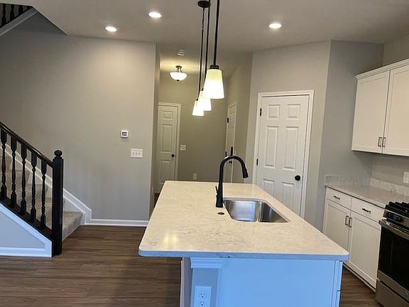 3rd image of 4876 Osprey Pointe Dr #68