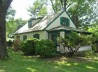 37 Delaware Rd, Lambertville, NJ 08530