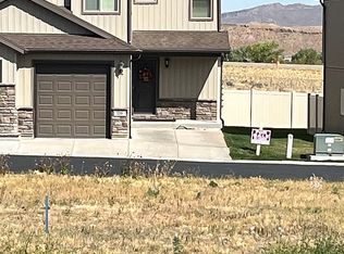 106 Seminole Dr, Evanston, WY 82930