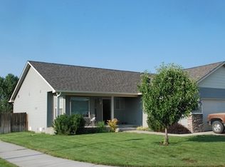 1919 E Wagon Trl, Post Falls, ID 83854