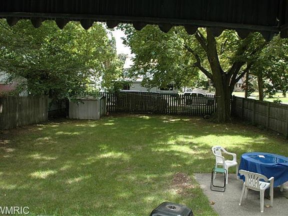 2nd image of 1000 Johnston St SE