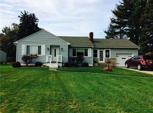 104 Mapeat Ln, New Castle, PA 16101