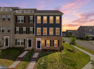17279 Turnstone Dr, Dumfries, VA 22026