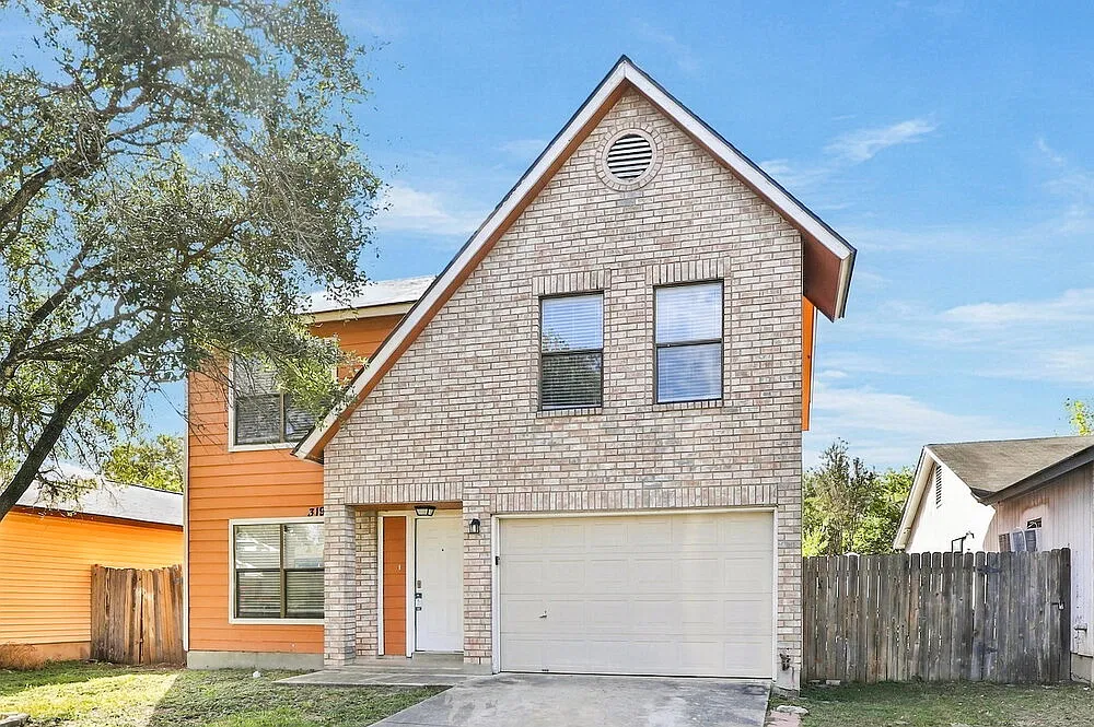 4 bed, 2.5 bath, 1837 sqft, $1,570 — Photo 4