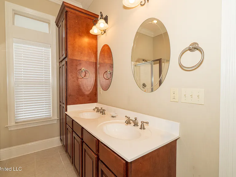 8 Oak Alley Ln — Photo 18