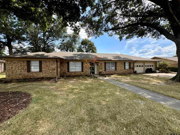 318 Pamela Dr, Mineola, TX 75773