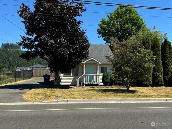 5605 Parker Road E, Sumner, WA 98390