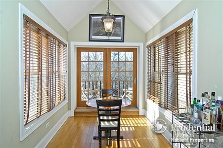 4th image of 4731 N Malden St #3N