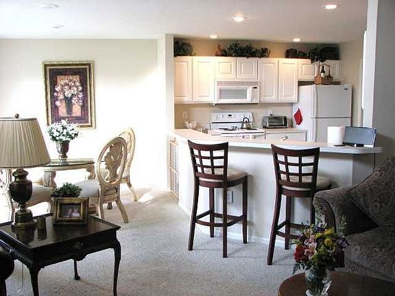 3rd image of 5119 Vinings Blvd