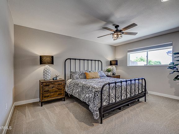 4th image of 10738 W Roundelay Cir
