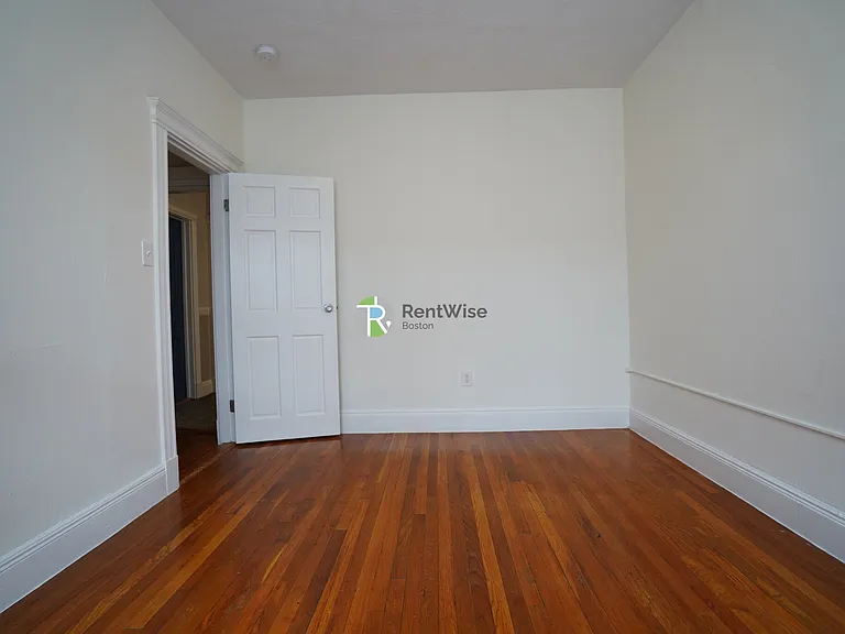 82 Brainerd Rd #19 — Photo 6
