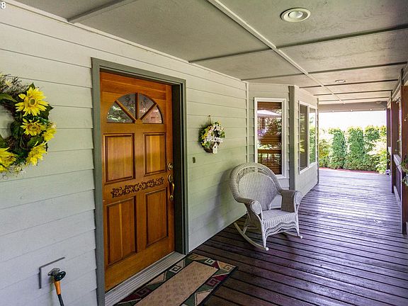 2nd image of 3815 NE 89th Way