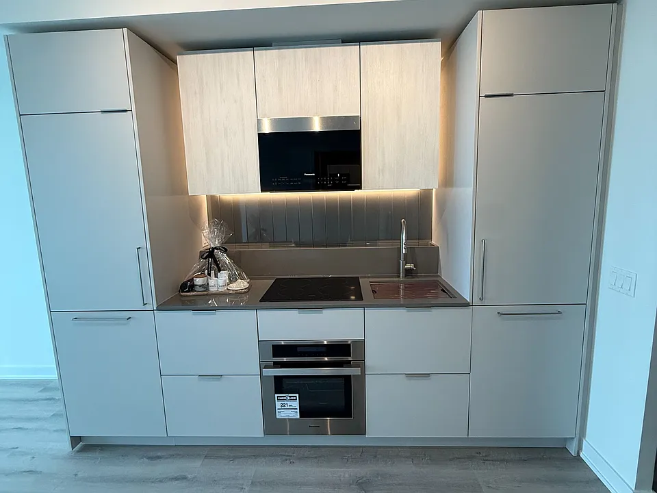 1 Fairview Rd E #2912