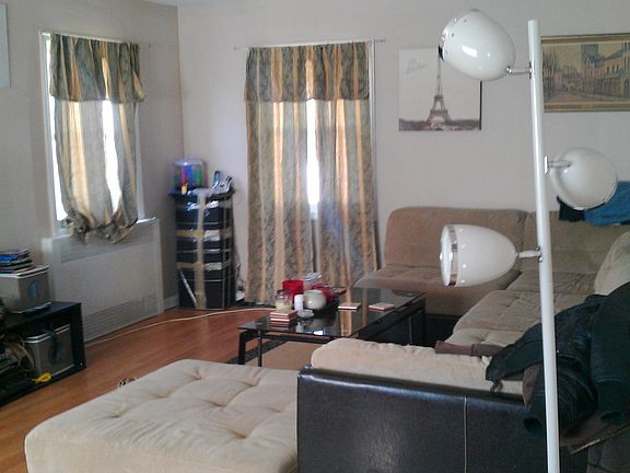 2nd image of 539 East St