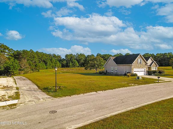 3rd image of 679 Edgeside Drive SE LOT 204