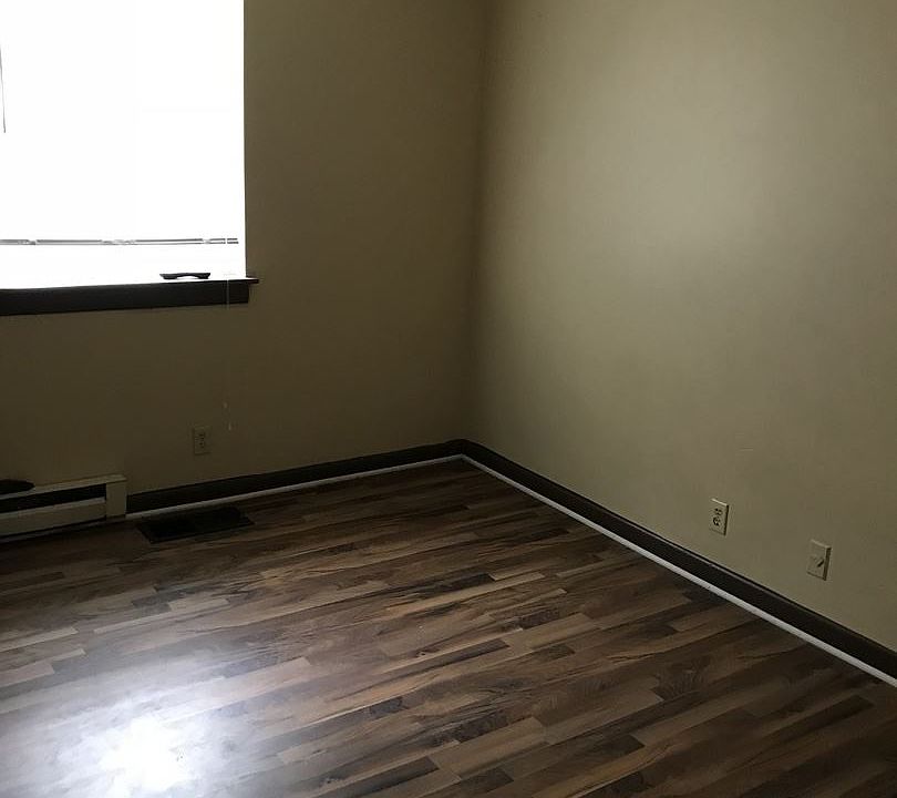 2nd image of 4658 Forest Ridge Dr