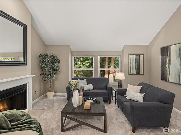 3rd image of 1020 Greenwood Boulevard SW