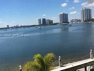 Point East Sec 4 Condo — Photo 4