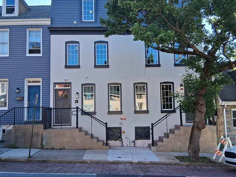 329 N Mulberry St #3 — Photo 1