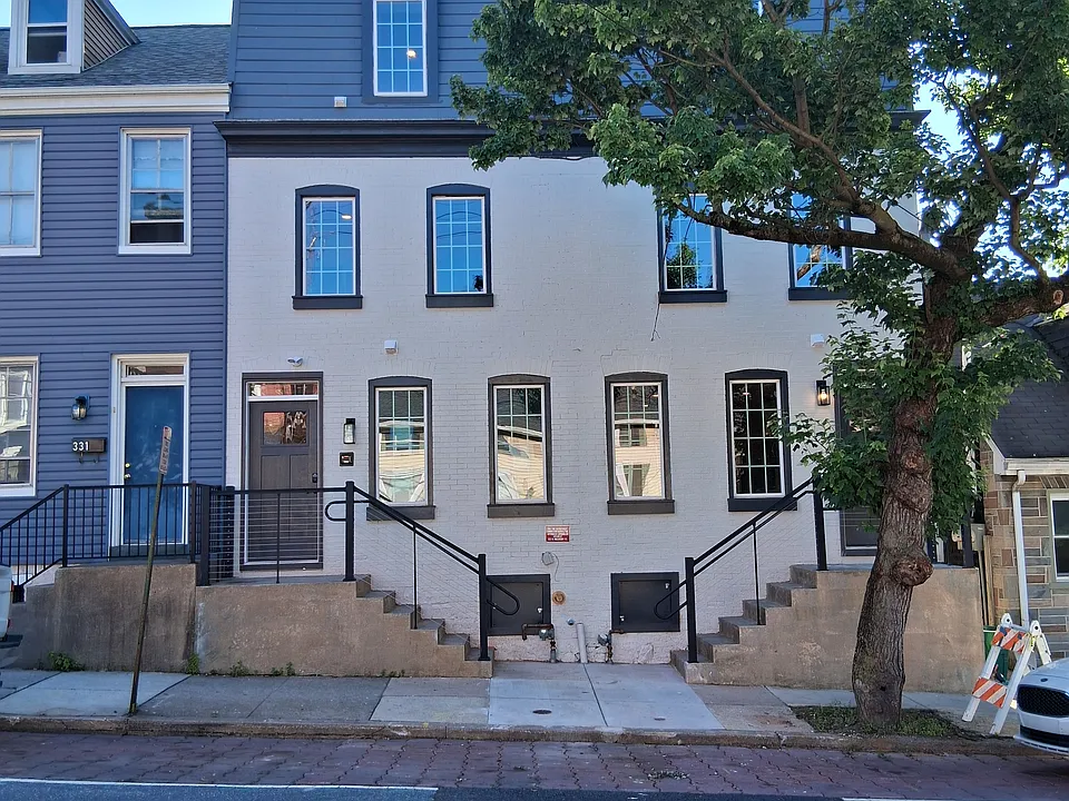 329 N Mulberry St #3