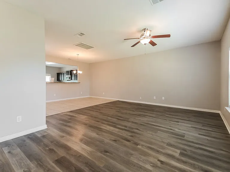 900 Princewood Dr — Photo 6