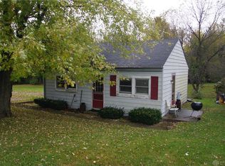 950 Jasper Rd, Xenia, OH 45385