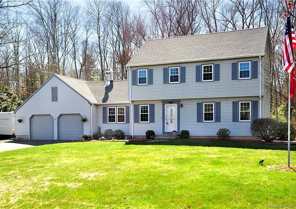 1st image of 12 Granger Cir