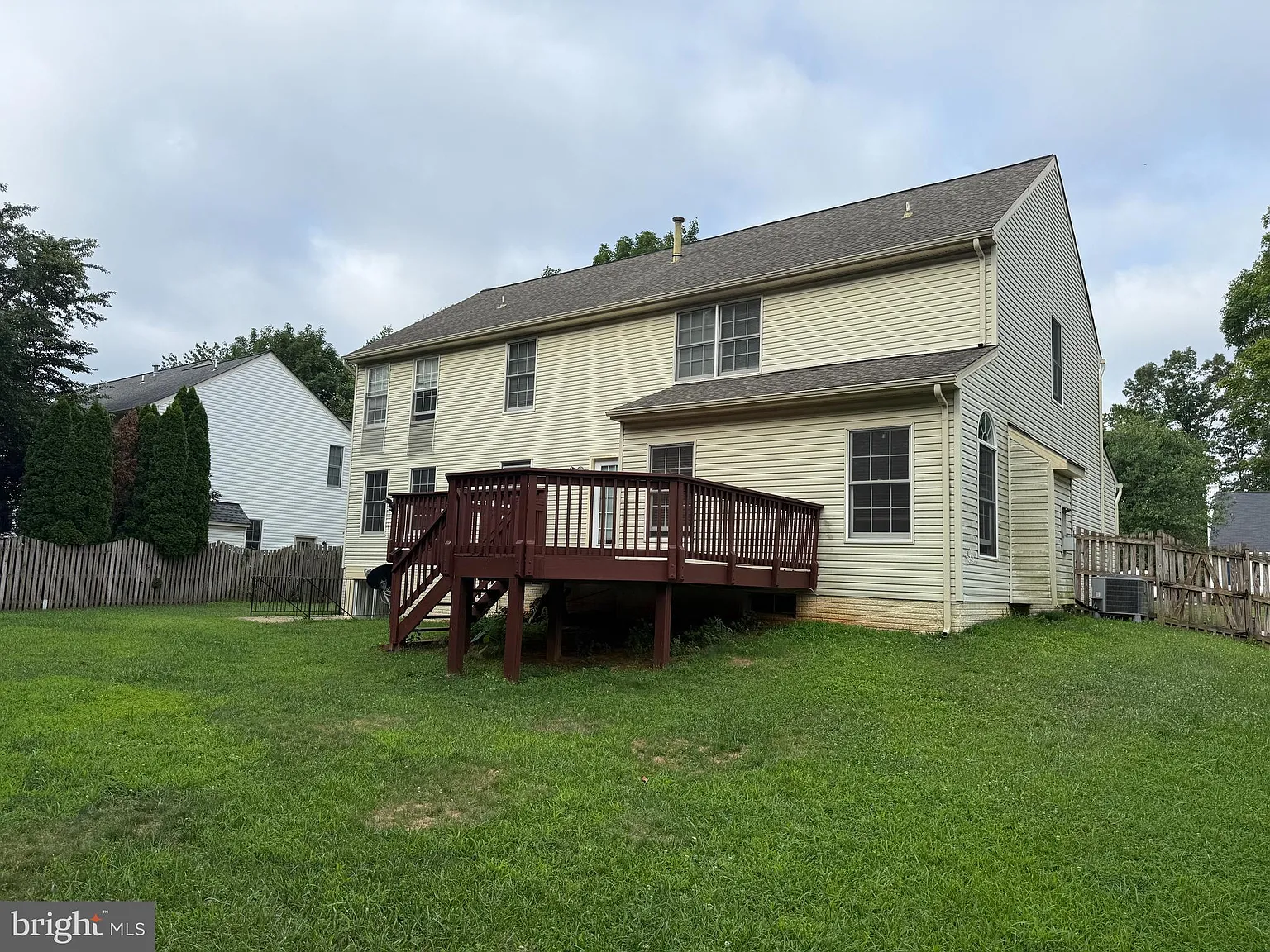 5 bed, 2746 sqft, $3,800 — Photo 3