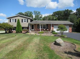 1135 Canyon St NE, Uniontown, OH 44685