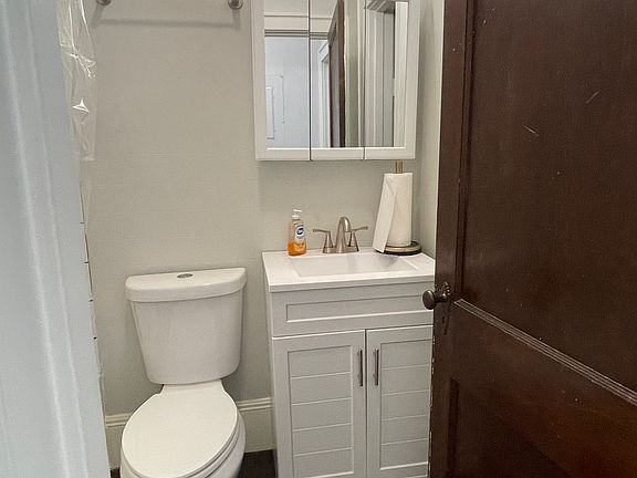 4th image of 124 S Allegheny St #3