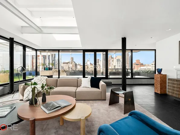 45 E 66th St, New York, NY 10065