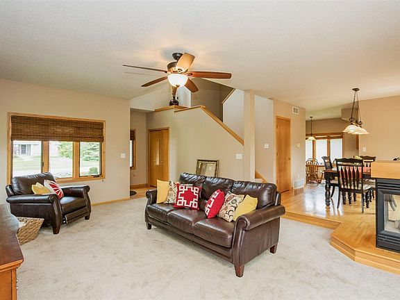 5th image of 90 Vixen Ln